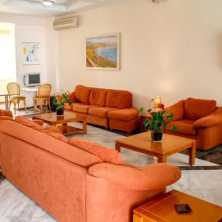 Aparthotel Kleoniki Mare