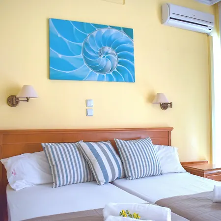 克勒奥尼基马雷酒店 2*