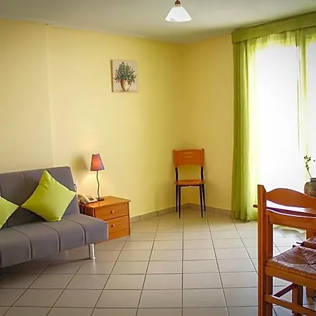 Kleoniki Mare Aparthotel