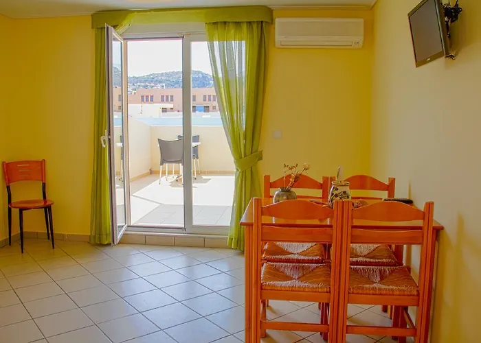 Kleoniki Mare Lägenhetshotell 2*