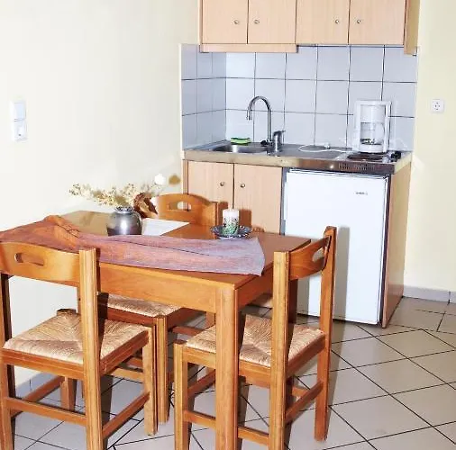 Lägenhetshotell Kleoniki Mare 2*