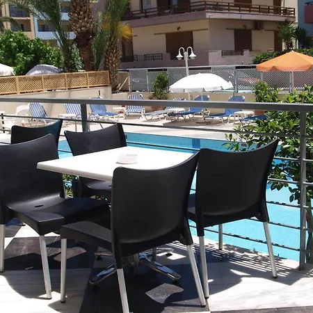 Lejlighedshotel Kleoniki Mare 2*